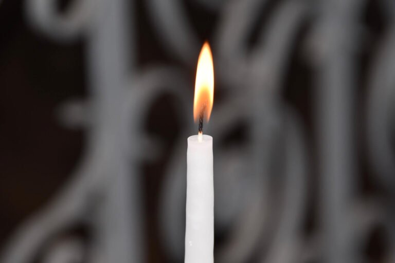 White Candle Meaning